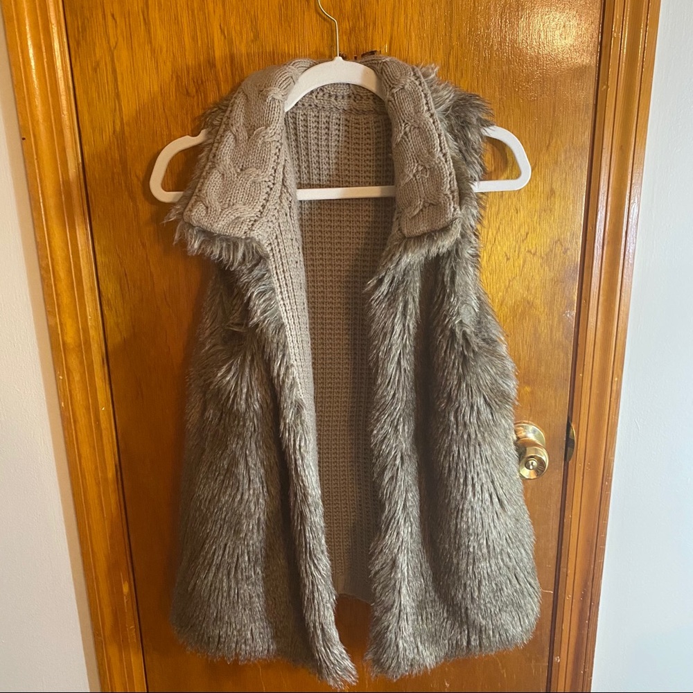 Reversible faux fur vest!